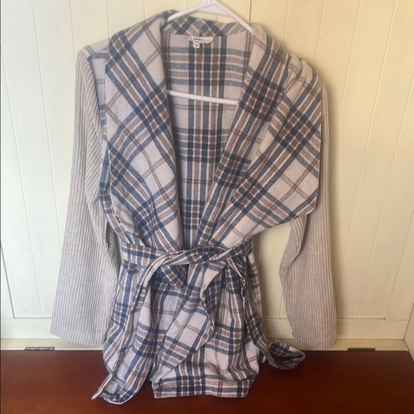 Ladies Plaid Check Top by Entro-Blue
